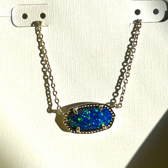 NWT Kendra Scott Elisa Blue Opal & Yellow Gold Retired Stunning Opal Very Rare! - Picture 3 of 14